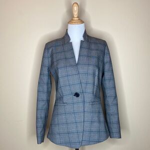 NWOT, Loft blazer size 0P, single button, from a smoke free and pet free home.